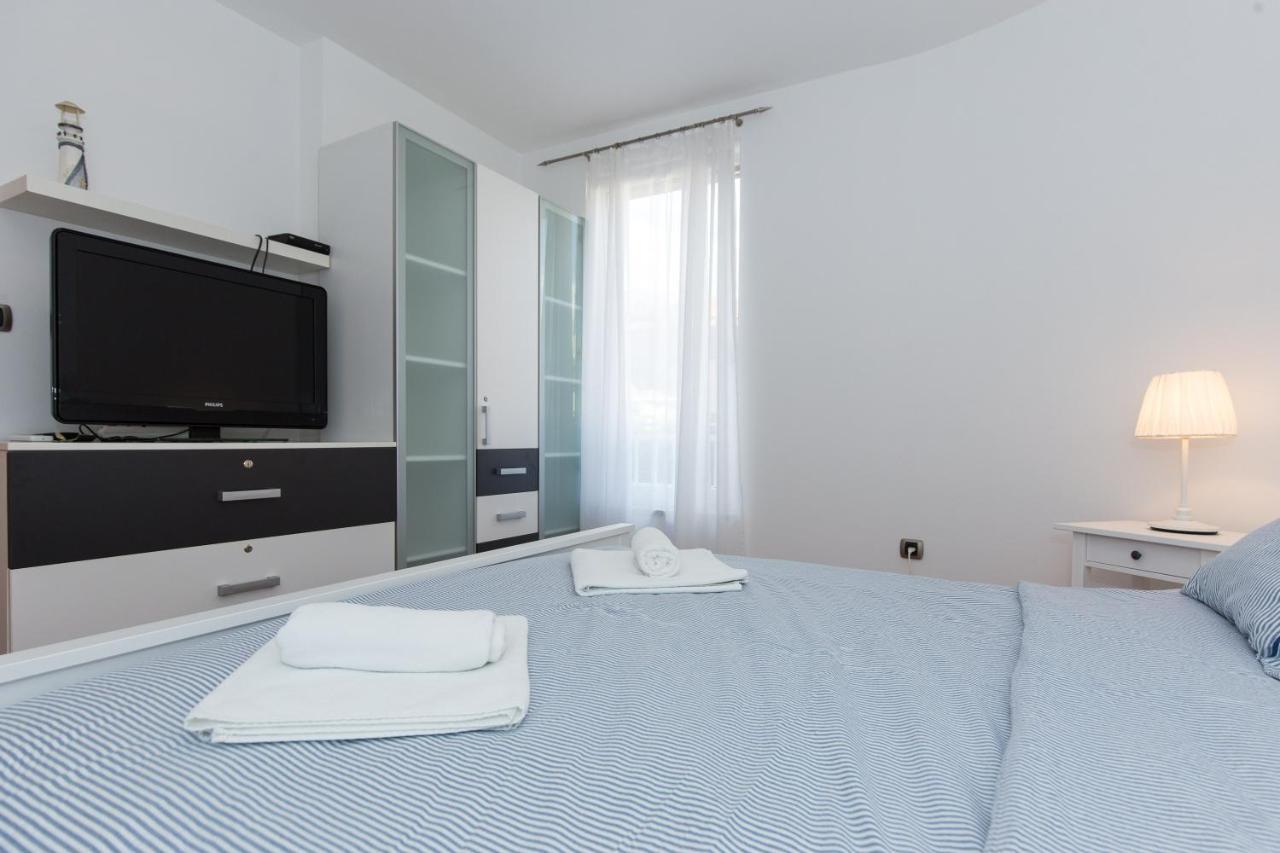 Apartment Rosmarino Baska  Exterior photo